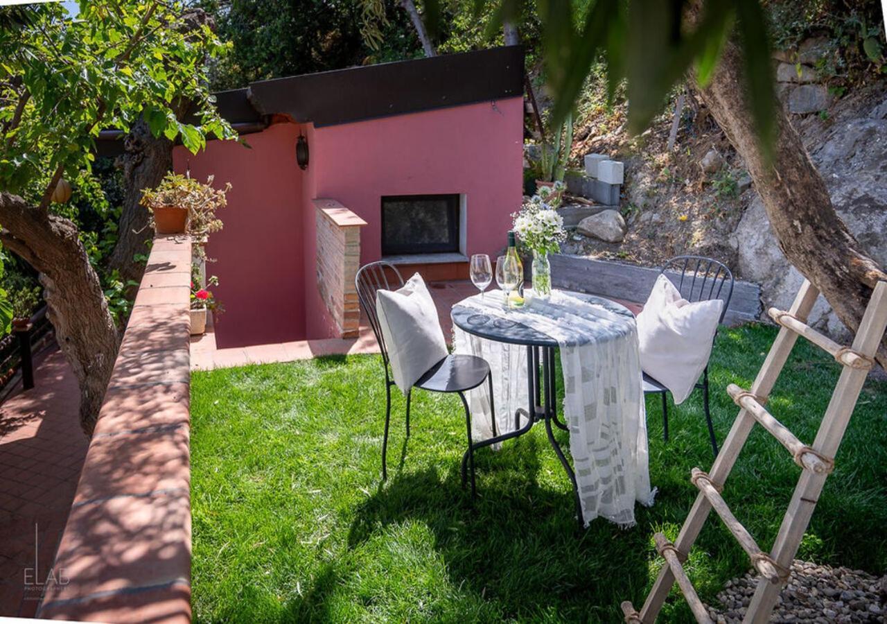 B&B Villa Vittoria Giardini Naxos Exterior foto