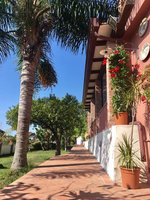 B&B Villa Vittoria Giardini Naxos Exterior foto